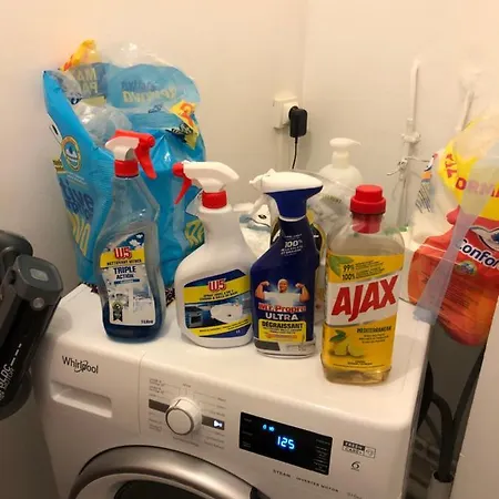 Evry Time לינה וארוחת בוקר *