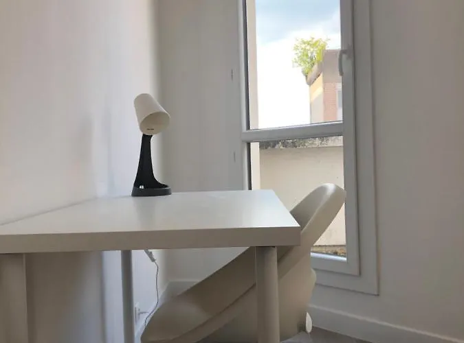 B&B Evry Time Courcouronnes